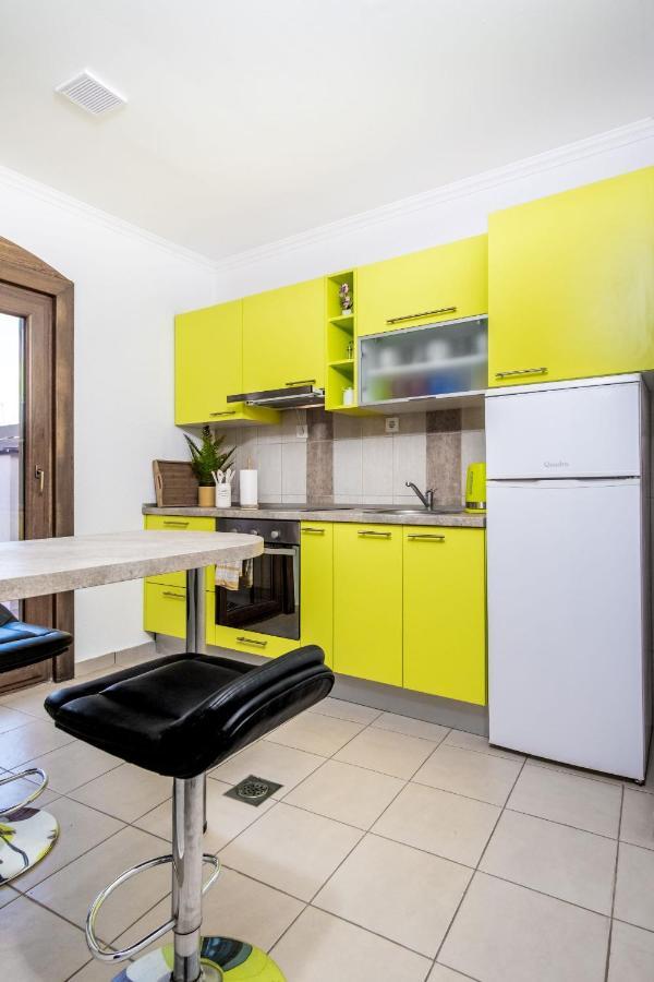 Zollus House Tvrda Apartment Osijek Exterior foto