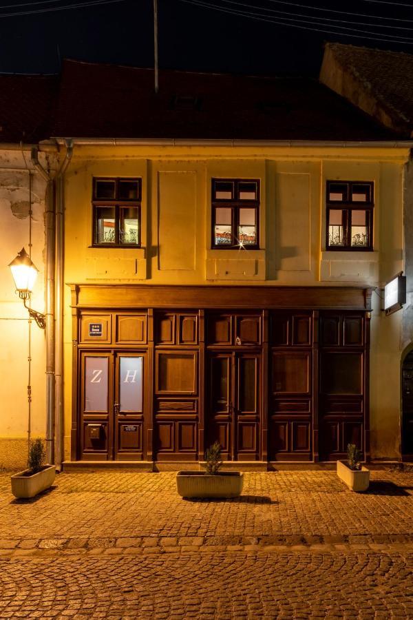Zollus House Tvrda Apartment Osijek Exterior foto